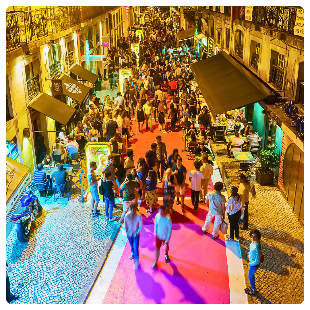 pink street lisbonne portugal