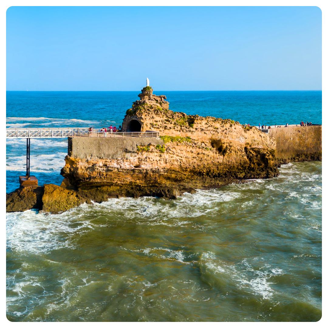 rocher de la vierge biarritz